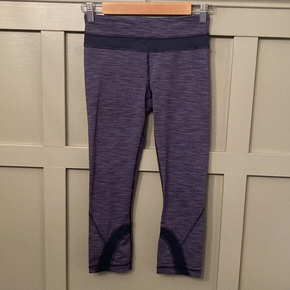 LULULEMON Run: Inspire Crop II Wee Are From Space Deep Indigo Leggings Size 4 - Picture 1 of 14